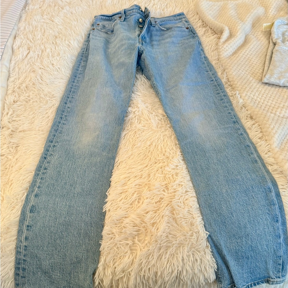VINTAGE Levi’s 501  Circa 1980 button fly jeans Sz. 32